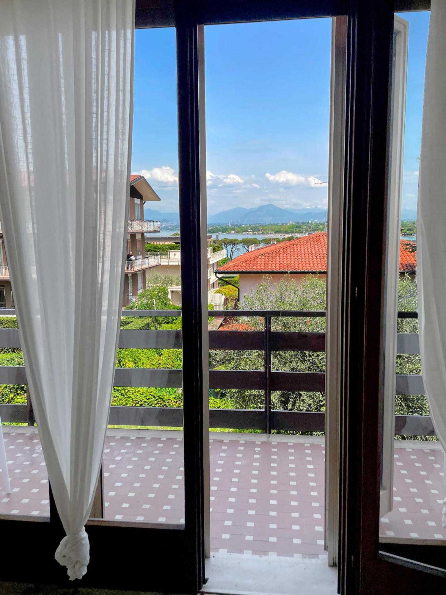 Villa 70 Peschiera del Garda Exterior photo