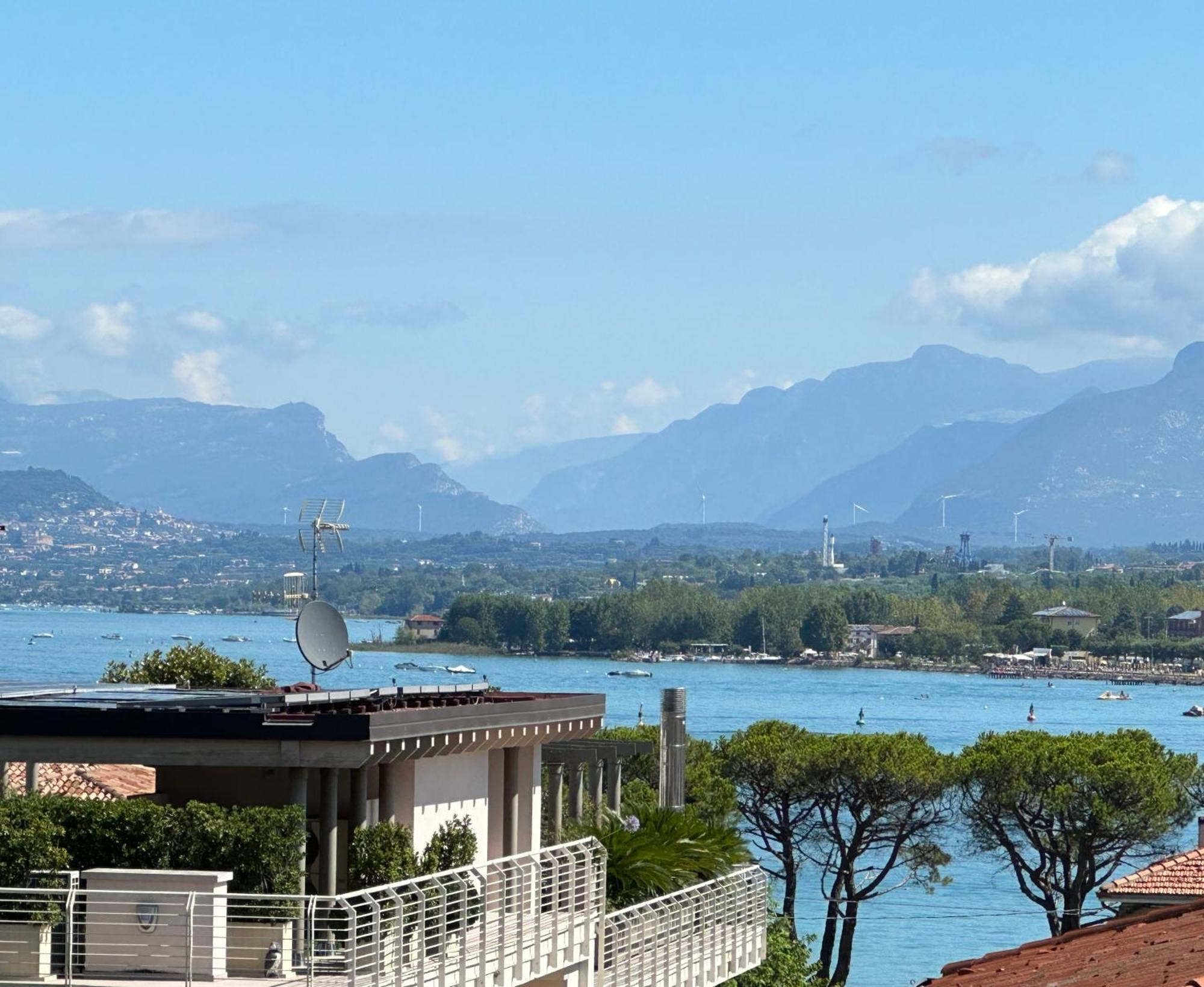 Villa 70 Peschiera del Garda Exterior photo